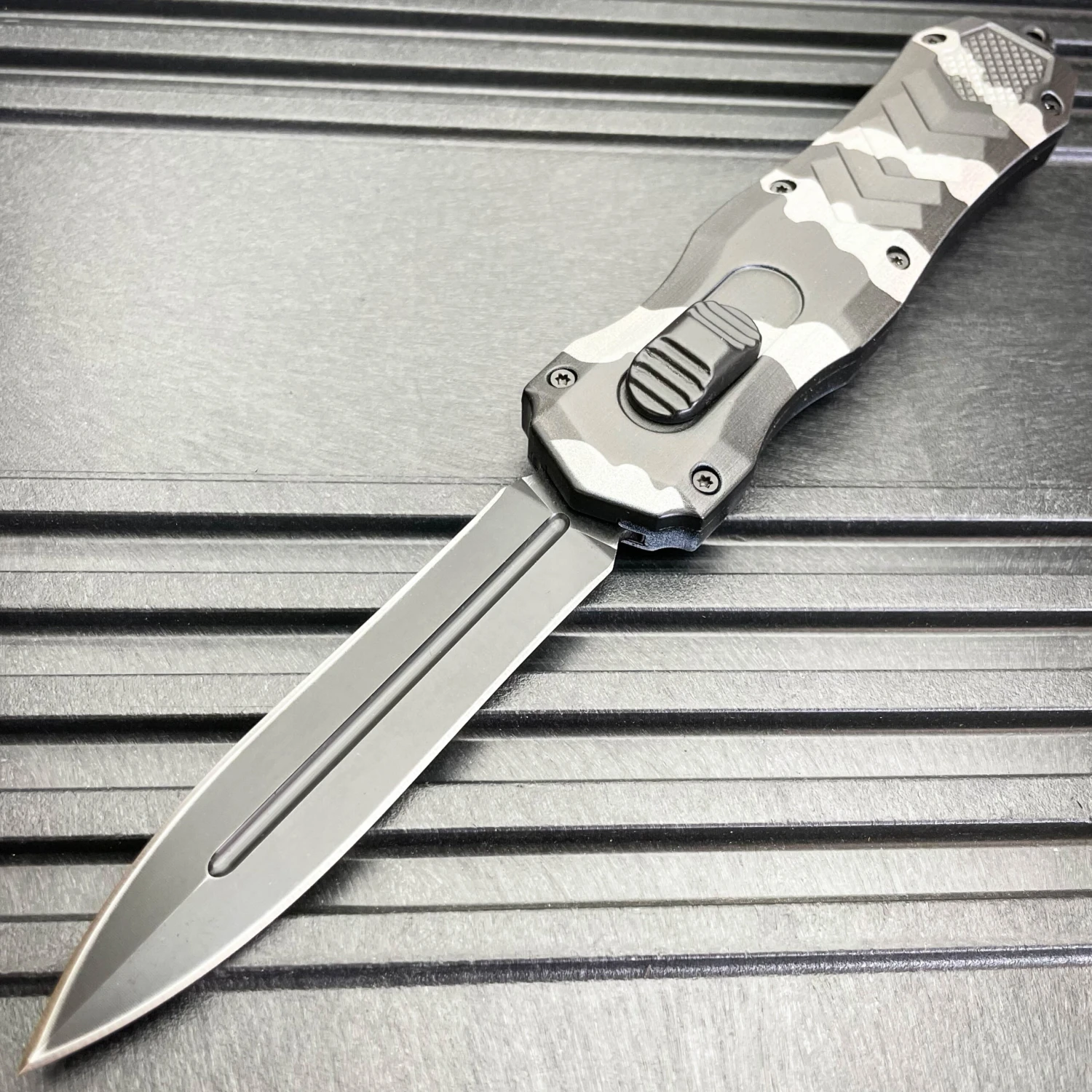 RENEGADE ARMED FORCE AUTOMATIC OTF KNIFE AND SHEATH (CHOOSE AN OPTION) 7 RENEGADE ARMED FORCE AUTOMATIC OTF KNIFE AND SHEATH (CHOOSE AN OPTION) - Image 5