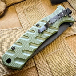 Atom Automatic Switchblade Knife Green 9 Atom Automatic Switchblade Knife Green -BLADE ADDICT Sales IMG 6607 25972.1696282865