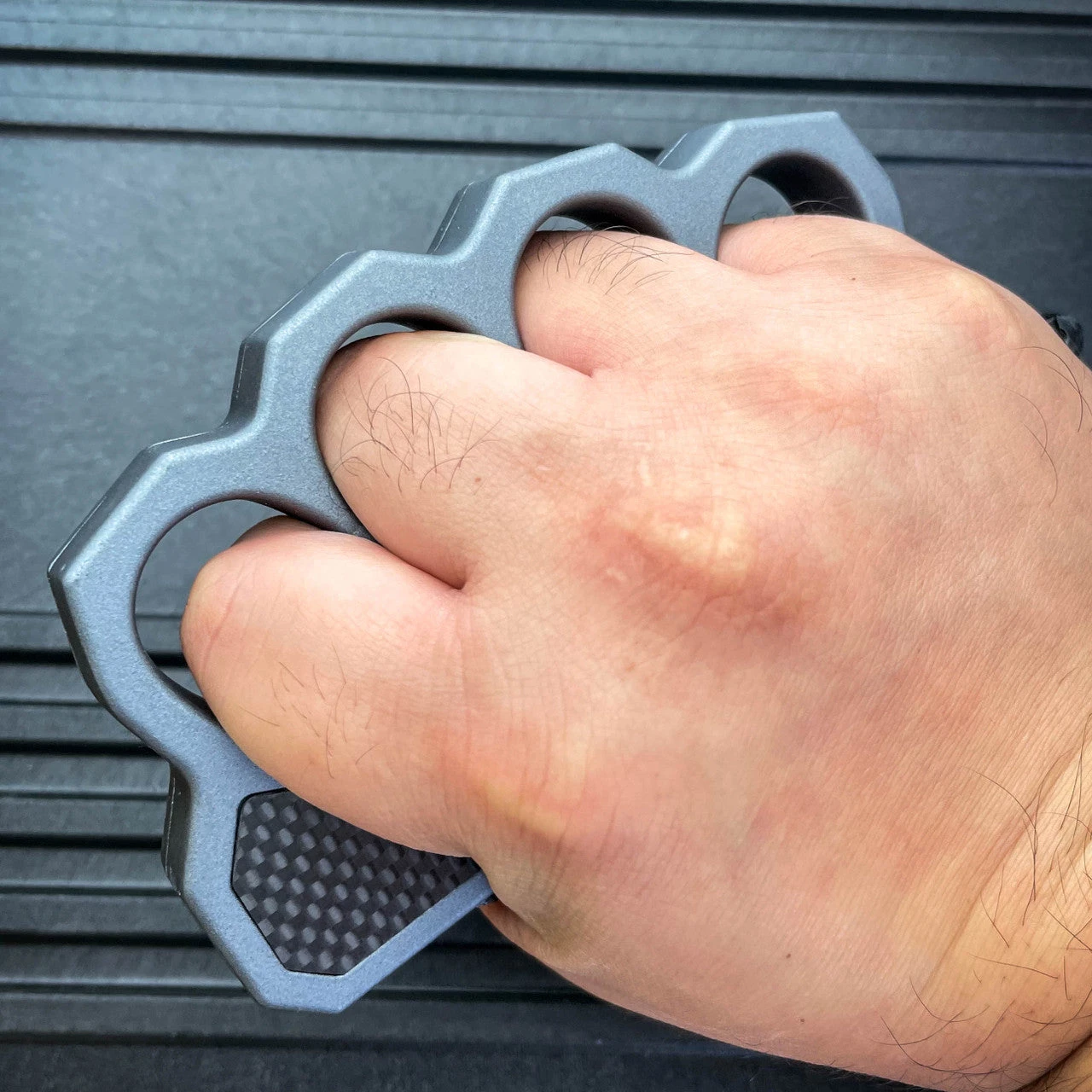 Grey Knuckle Head Carbon Fiber OTF 4 Grey Knuckle Head Carbon Fiber OTF - Image 2