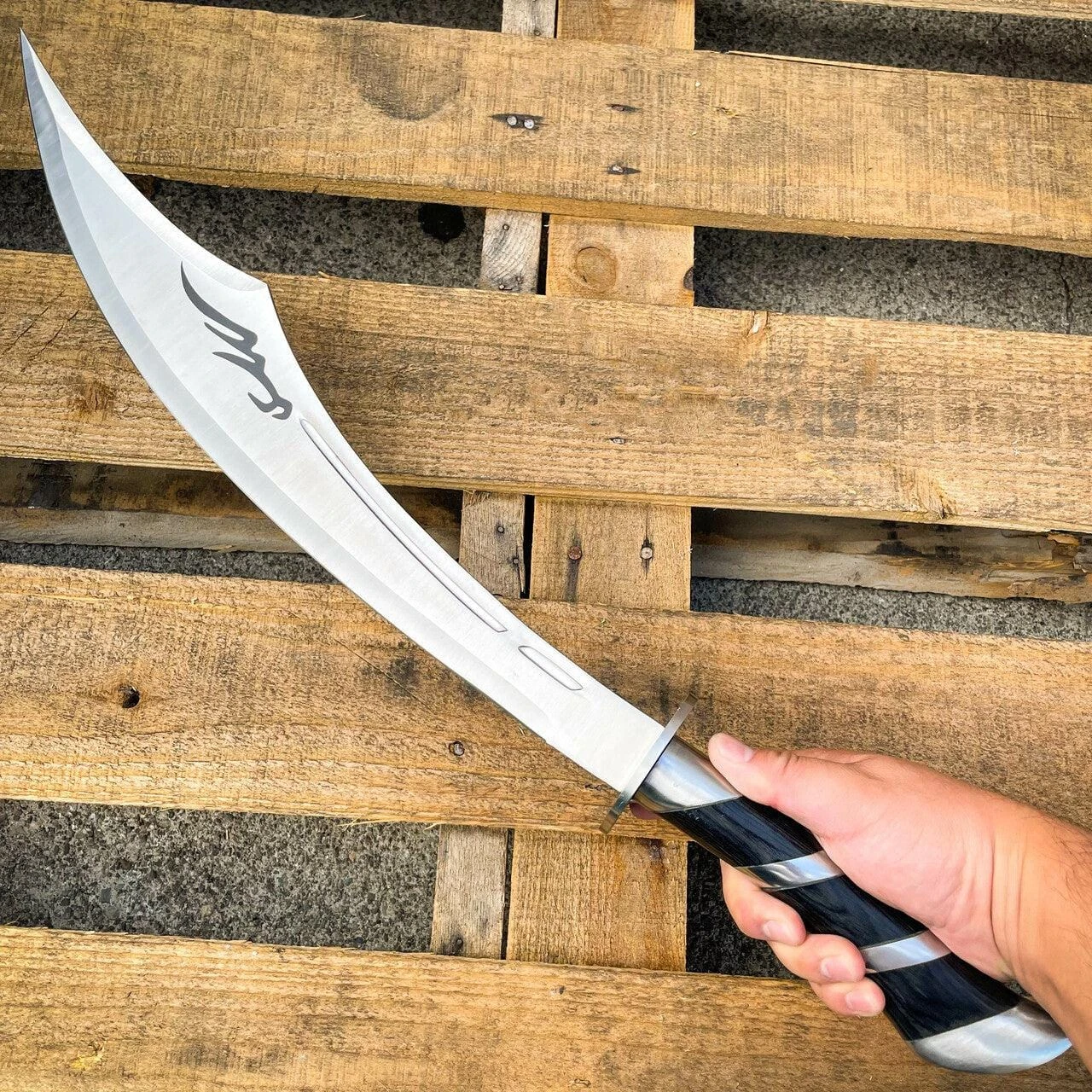 25" Aladdin Style Arabian Scimitar Sword Prince Persia Pirate Cutlass Blade 4 25" Aladdin Style Arabian Scimitar Sword Prince Persia Pirate Cutlass Blade - Image 2