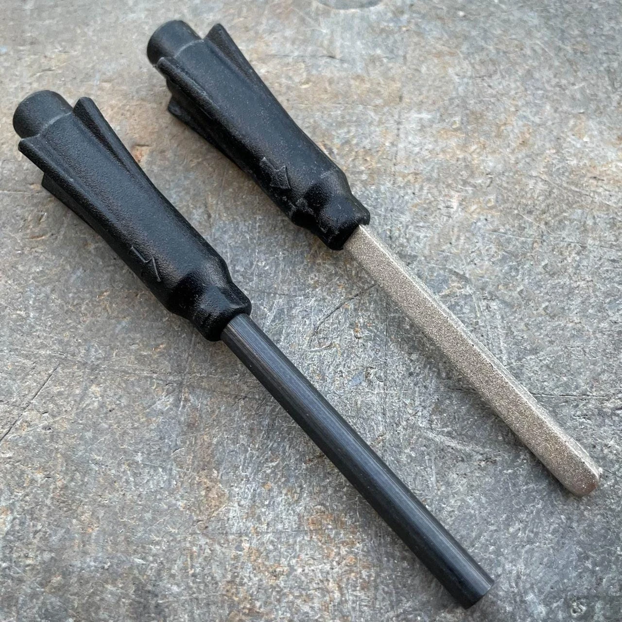 12.5" Survival Knuckle Fixed Blade W/ Compass, Fire Starter, Sharpening Rod 10 12.5" Survival Knuckle Fixed Blade W/ Compass, Fire Starter, Sharpening Rod - Image 8