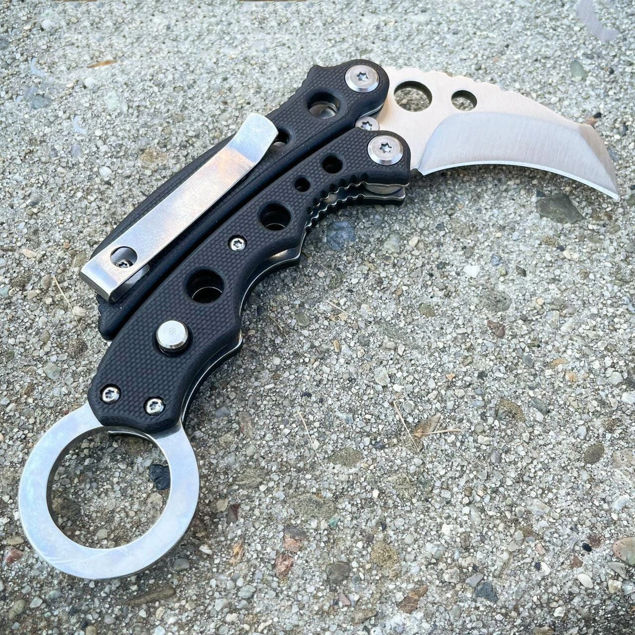 The Predator Karambit Balisong Butterfly Knife 11 The Predator Karambit Balisong Butterfly Knife - Image 9