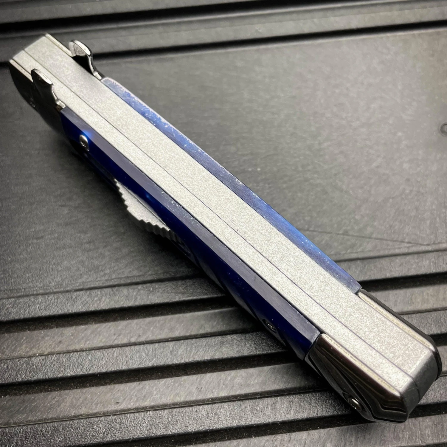 Classic Gentleman Italian Stiletto OTF Blue 5 Classic Gentleman Italian Stiletto OTF Blue - Image 3