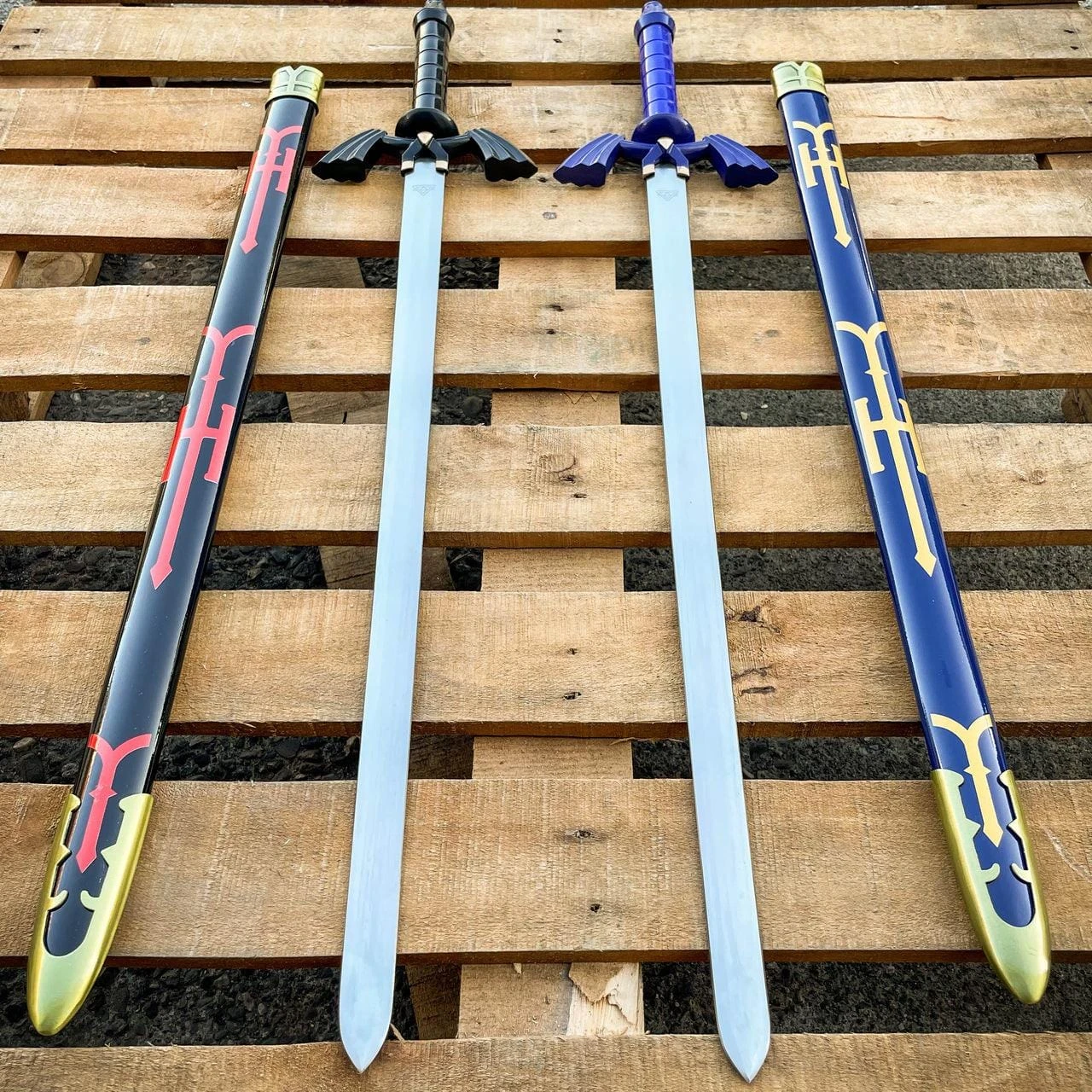 39" Legend Of Zelda Twilight Princess Replica Master Sword Ocarina Of Time Link NEW 4 39" Legend Of Zelda Twilight Princess Replica Master Sword Ocarina Of Time Link NEW - Image 2