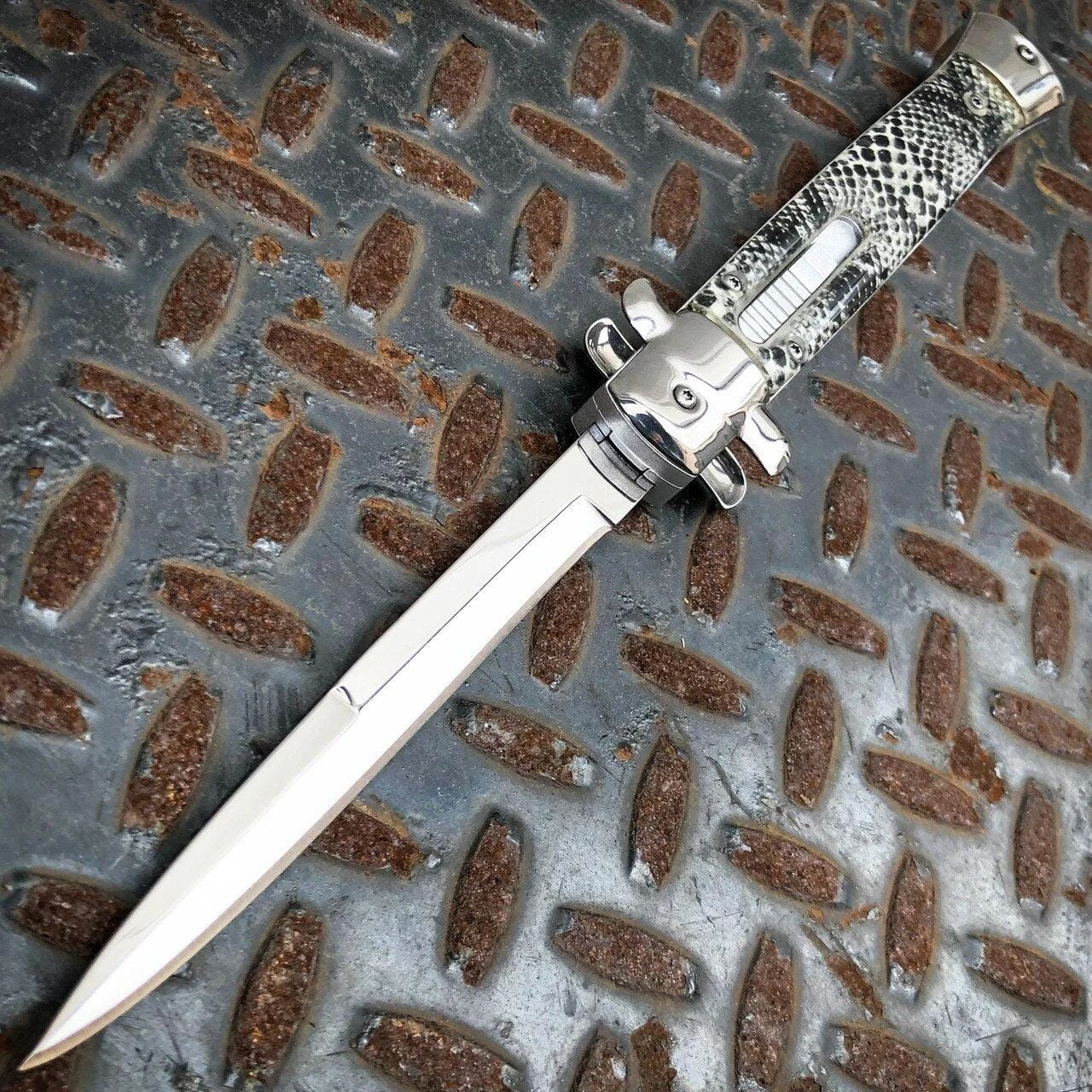 Classic Gentleman Italian Stiletto OTF Snake Skin 4 Classic Gentleman Italian Stiletto OTF Snake Skin - Image 2