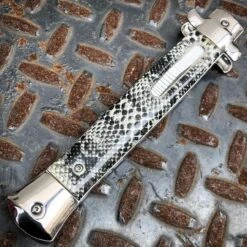 Classic Gentleman Italian Stiletto OTF Snake Skin 13 Classic Gentleman Italian Stiletto OTF Snake Skin -BLADE ADDICT Sales bladeaddictknives new arrivals classic gentleman italian stiletto otf snake skin 15249623482456