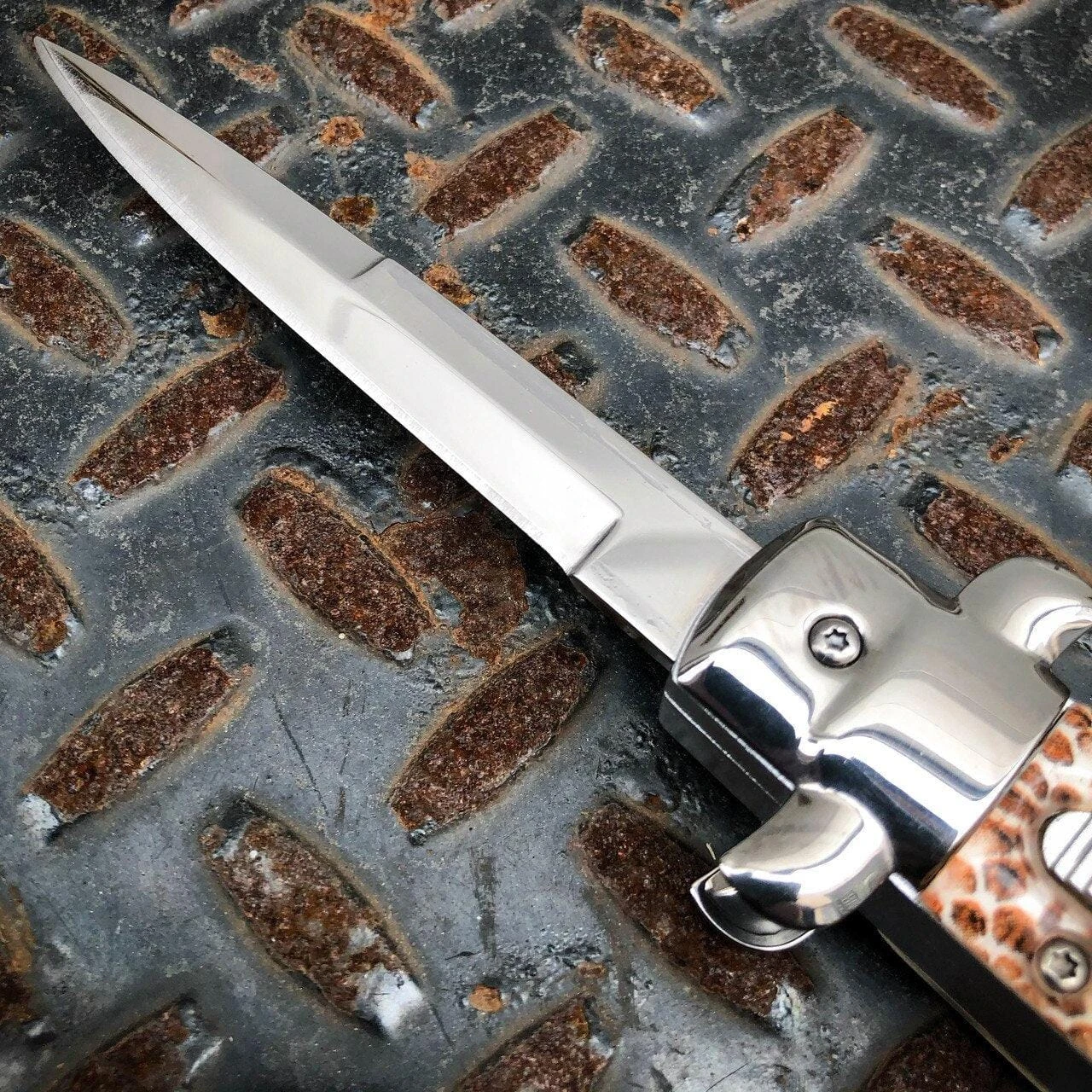 Classic Gentleman Italian Stiletto OTF Snake Skin 8 Classic Gentleman Italian Stiletto OTF Snake Skin - Image 6