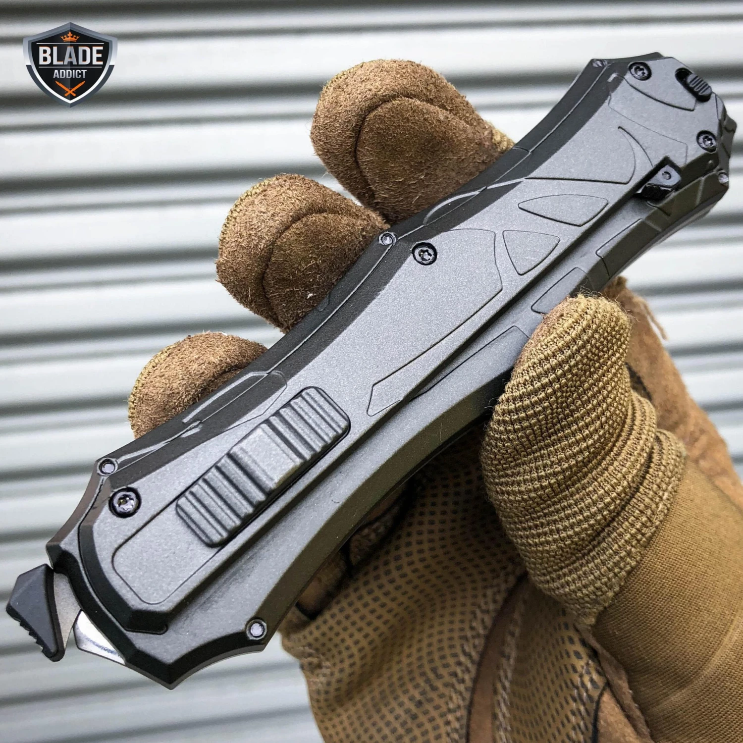 Smith & Wesson OTF Assist Finger Actuator Tanto Knife (3.2" Black) 5 Smith & Wesson OTF Assist Finger Actuator Tanto Knife (3.2" Black) - Image 3