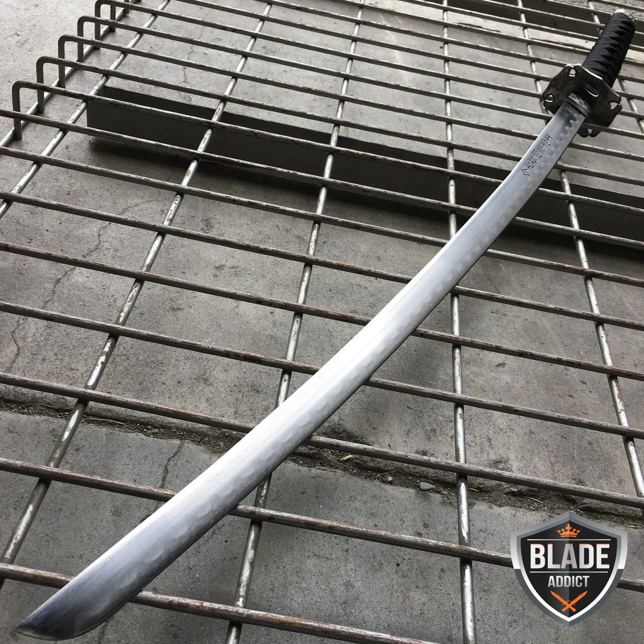 40" BLACK GOLD DRAGON SAMURAI NINJA Bushido KATANA Japanese Sword 5 40" BLACK GOLD DRAGON SAMURAI NINJA Bushido KATANA Japanese Sword - Image 3