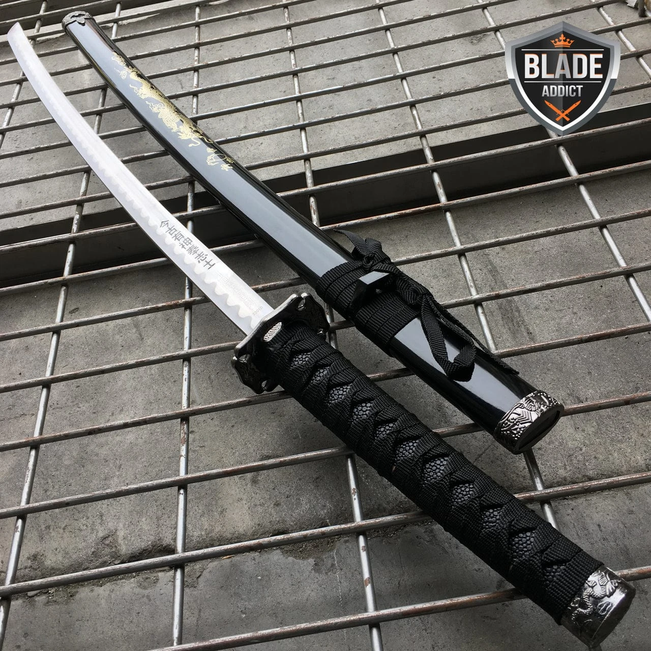 40" BLACK GOLD DRAGON SAMURAI NINJA Bushido KATANA Japanese Sword 6 40" BLACK GOLD DRAGON SAMURAI NINJA Bushido KATANA Japanese Sword - Image 4
